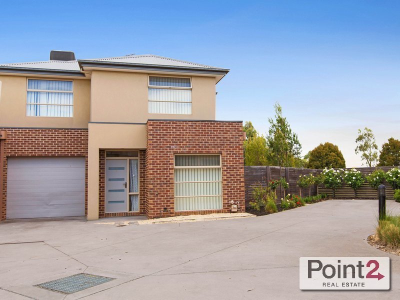 9/16 Honeysuckle Close House for Sale in Pakenham Image eClassifieds4u
