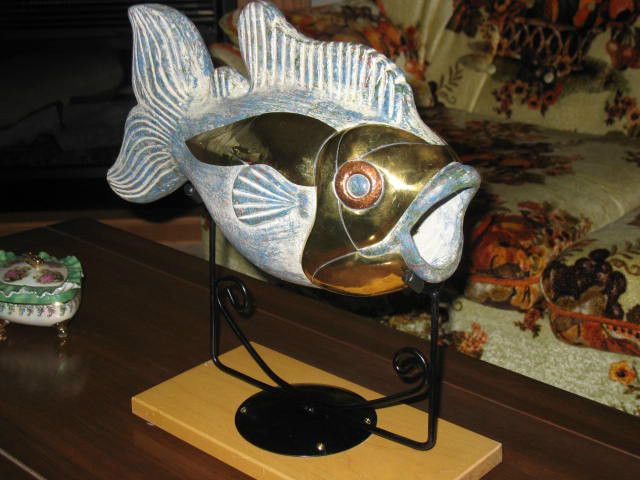 IMPRESSIVE LARGE MOUTH BASS SCULPTURE FOR SALE Image eClassifieds4u