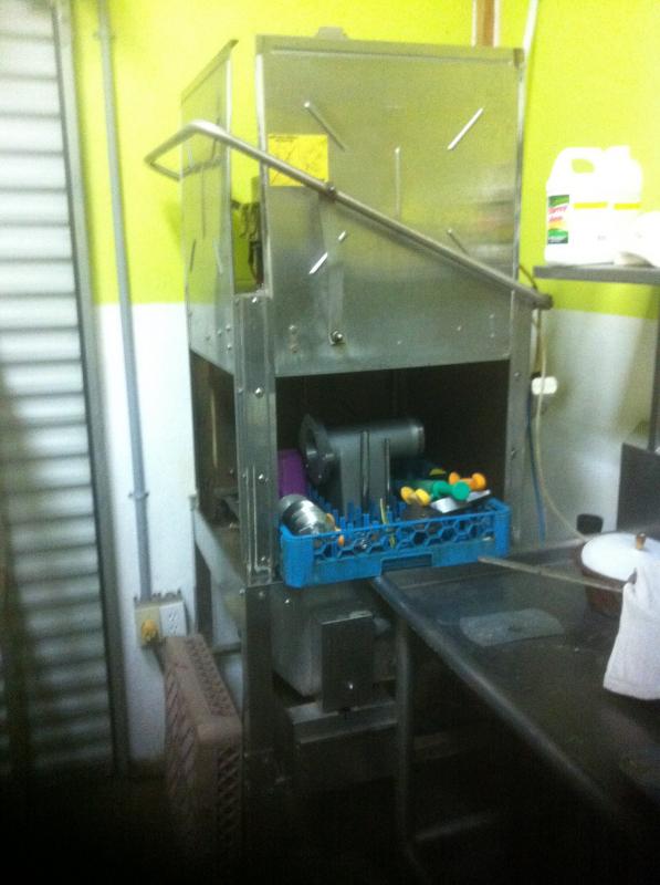 Commercial dishwasher Image eClassifieds4u