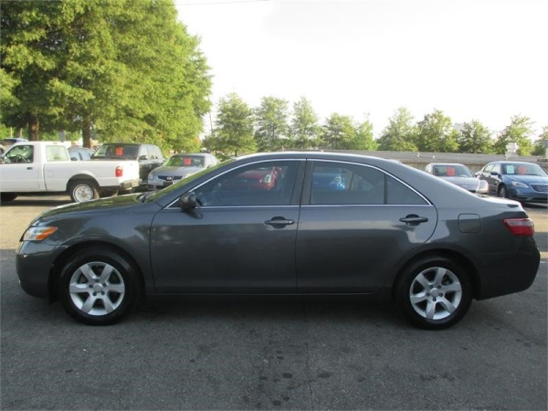Used 2009 Toyota Camry LE 4dr Sedan Image eClassifieds4u