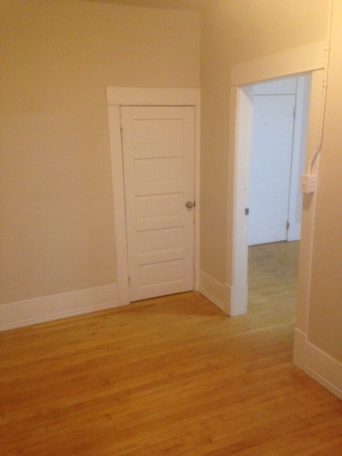 1 Bedroom in OLIVER, ONE MONTH FREE ON 12 MONTH LEASE! Image eClassifieds4u