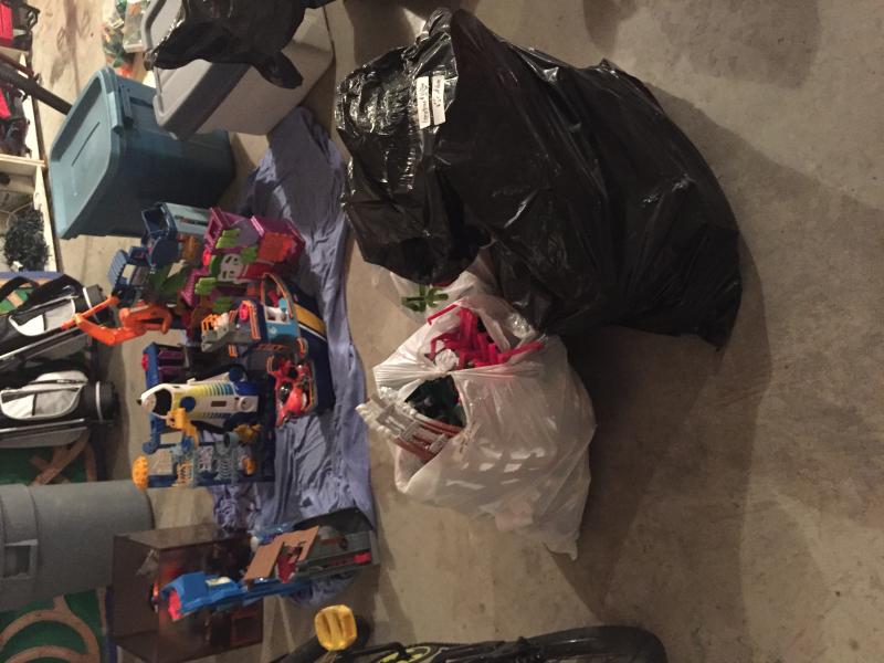 Garage Sale Image eClassifieds4u