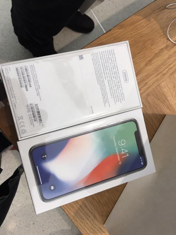 Brand New Original Apple iPhone X 256GB Image eClassifieds4u