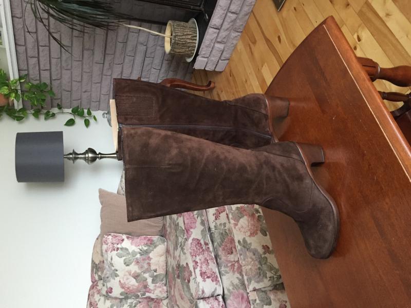 Ladies boots Image eClassifieds4u