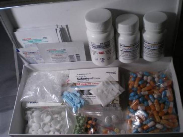 Buy 2018 Pharmaceutical  Alprazolam,Fentanyl,Benadryl,Benzonatate,Bupropion, Buspirone Image eClassifieds4u