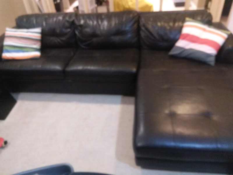 L-shape leather couch Image eClassifieds4u