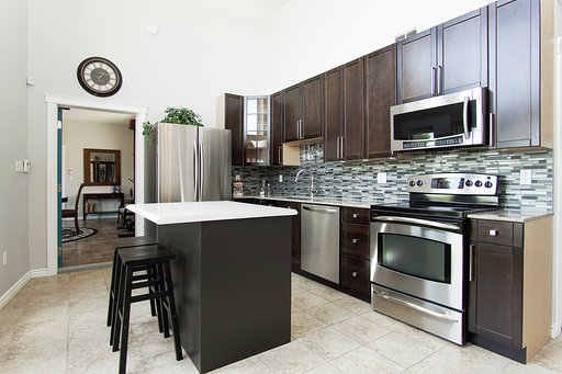 Only 10 minutes from Winnipeg!! Image eClassifieds4u