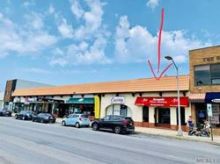 Commercial Space with 3 Levels For Sale