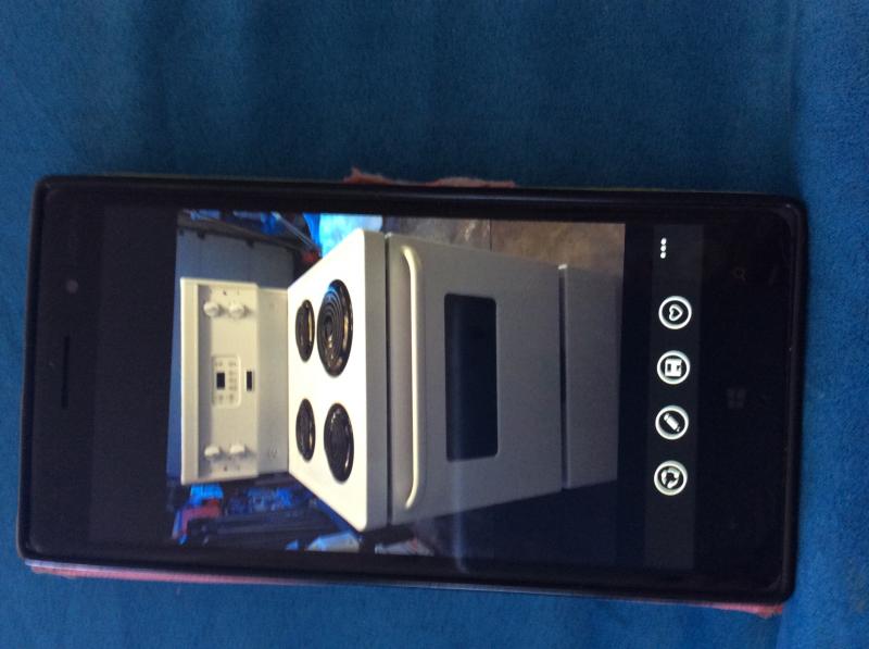 LIKE NEW FRIDGADAIRE STOVE Image eClassifieds4u