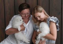 Gorgeous, playful samoyed puppies for free adoption {kellybains56@gmail.com}