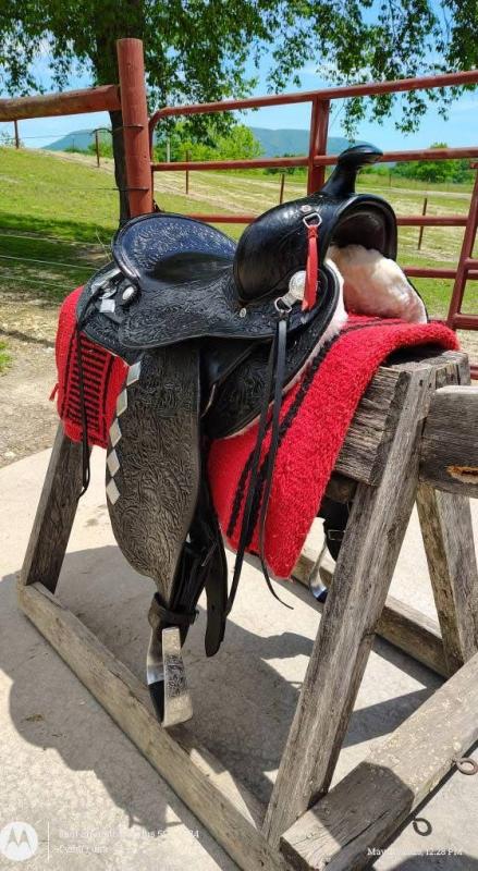 Fairly used Saddle available for sale Image eClassifieds4u